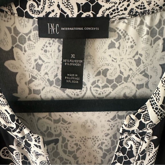 INC black | white lace print soft knit blouse flattering fit women’s XL - Picture 2 of 5